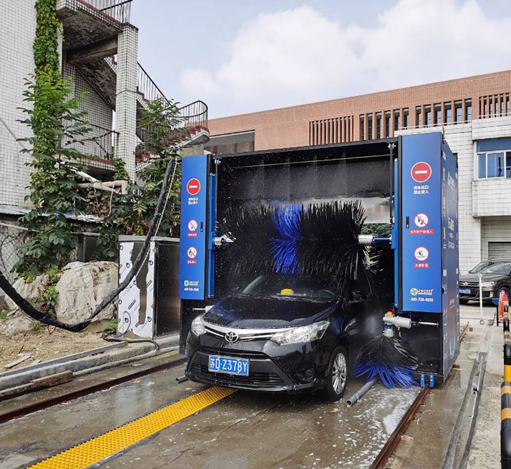 Rollover Fully Automatic Car Wash Machine Price With 5 Brushes And Airblowers